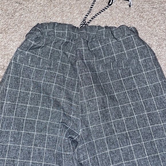 Pants - Picture 4 of 4